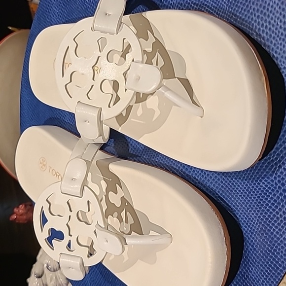 Tory Burch Shoes - Tory Burch women's summer Slide. Measures 11". Sz. L. (11-11.5?). EC. (#1328)